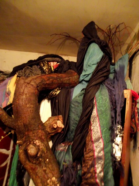 cloth of dijnn and tree