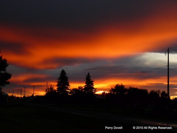 P120071    A sunset that resembles an aurora