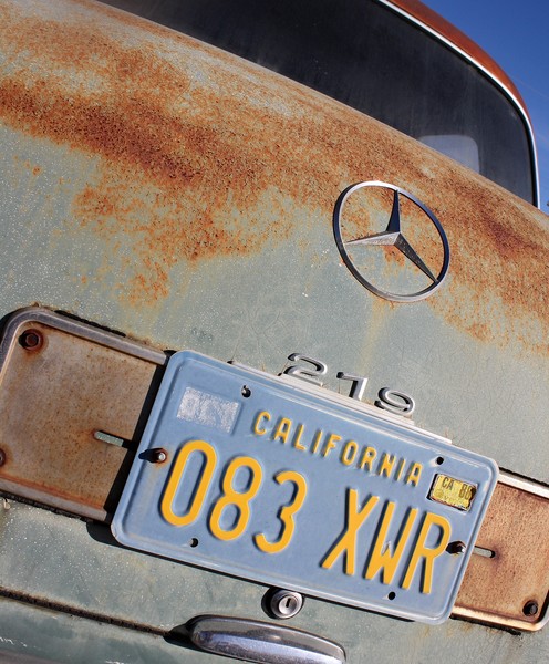 Mercedes 219