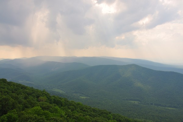Ravens Roost Overlook - elev. 3200' (Milepost 11.0