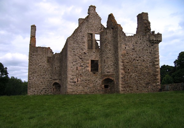 Glenbuchat Castle