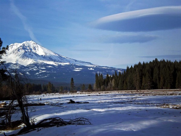 Mt. Shasta and Lenticular Cloud