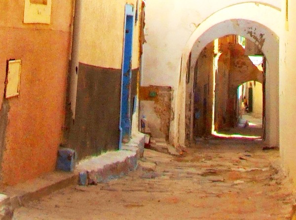 alley old city