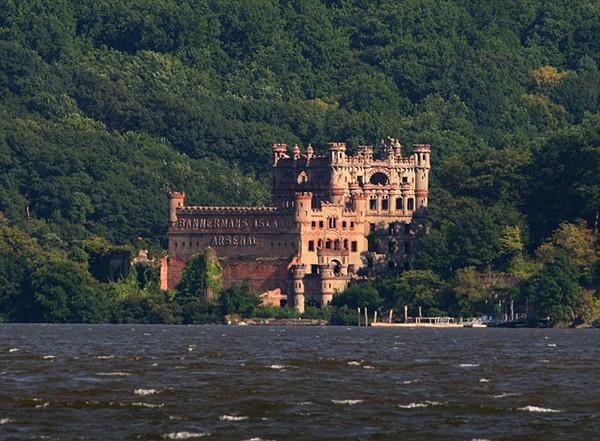 Bannerman's Castle in Hudson River