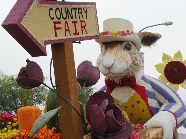 Rose Bowl Float