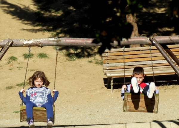 Daylight swing
