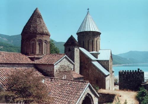 Ananuri