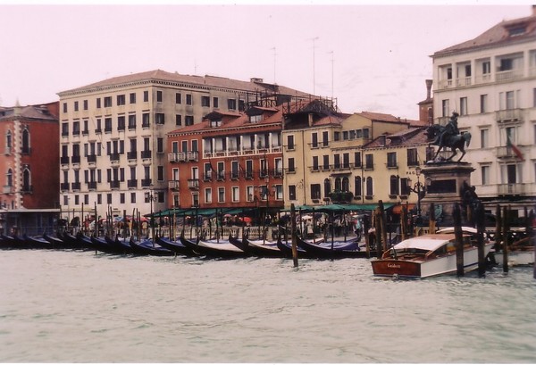 gondola parking