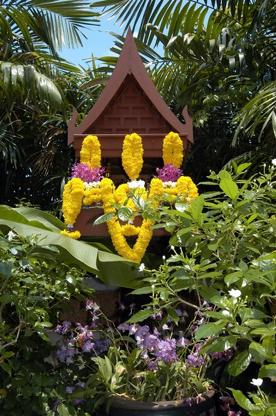 Household shrine