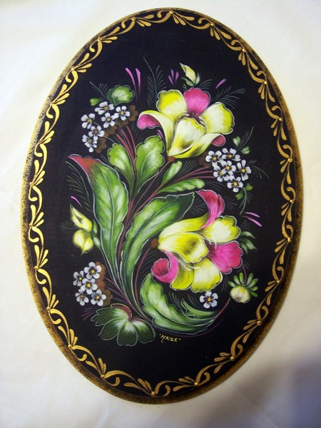 Floral plaque