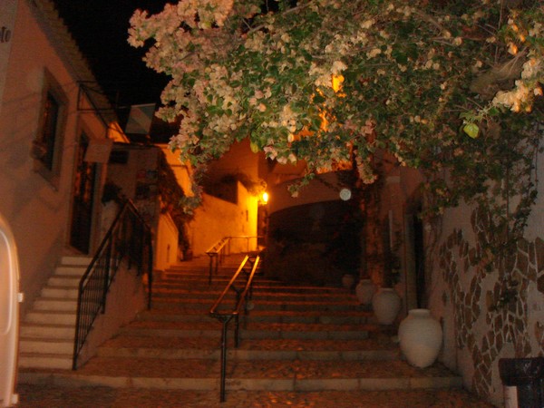 ONE´S NIGHT´S REPOSE - a Magic Point above...