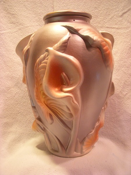 Tri Color Lily Clay Urn