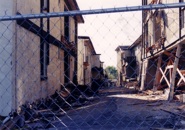 Northridge Earthquake  Apartment Bldg 1994