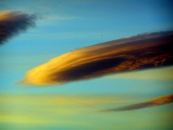 alien cloud formations 2008c