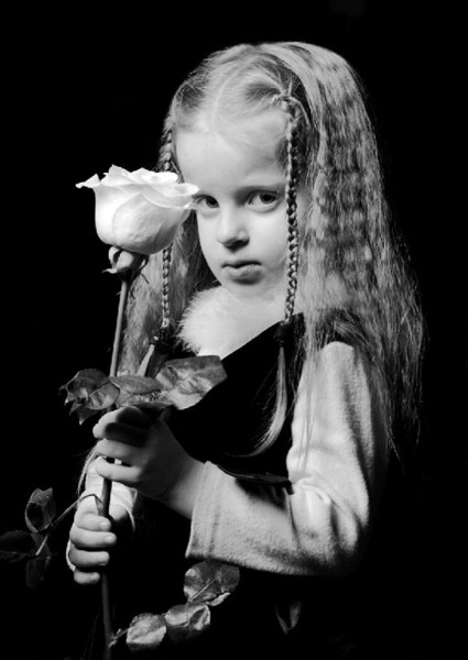 CHILD OF THE HORROR OF ROSE