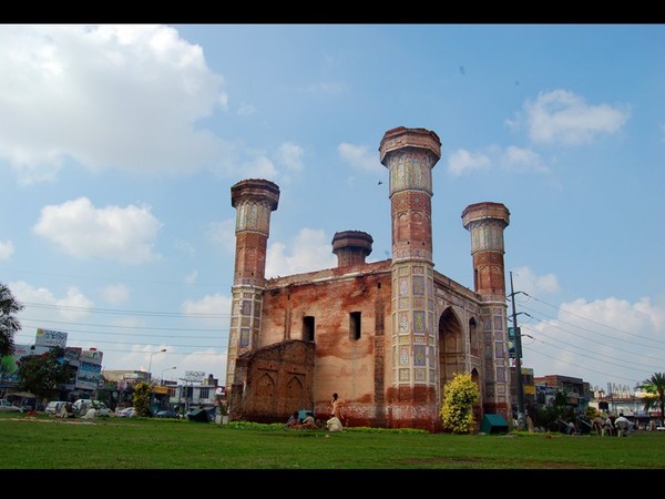 Chauburji