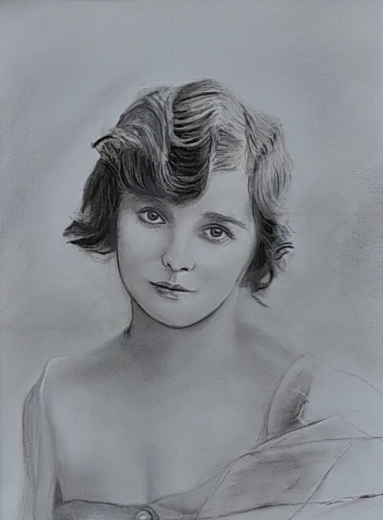 Chrissie White
