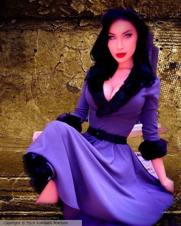 “Vintage Pinup Model,”©2021