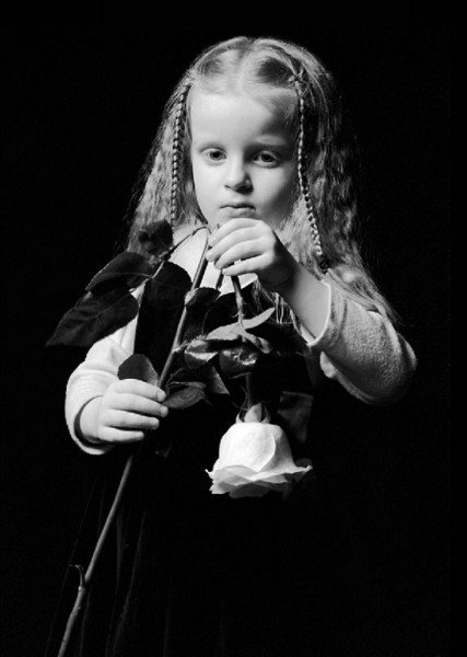 CHILD OF THE HORROR OF ROSE