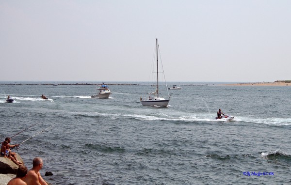 Jet skis on the river