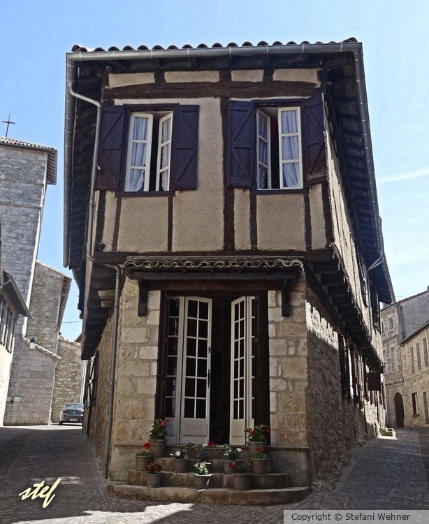 Castelnau de Montmiral