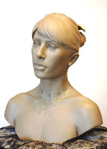 Courtney Clay 
