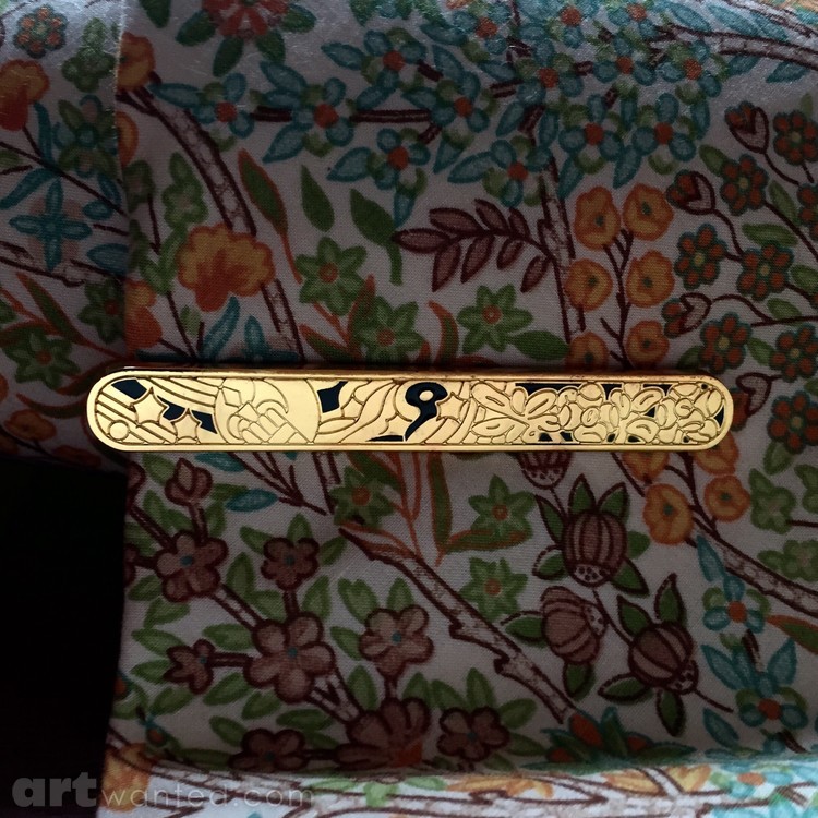 The tie bar with symbolism of Svatopluk's rods