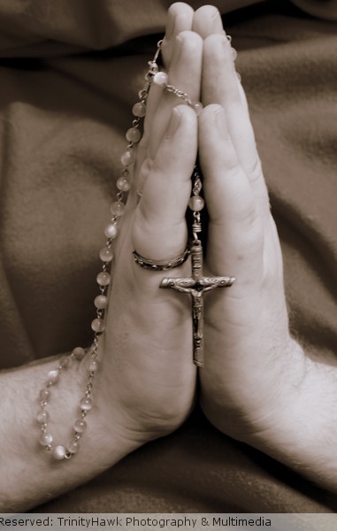 blacknwhiteroseryhands