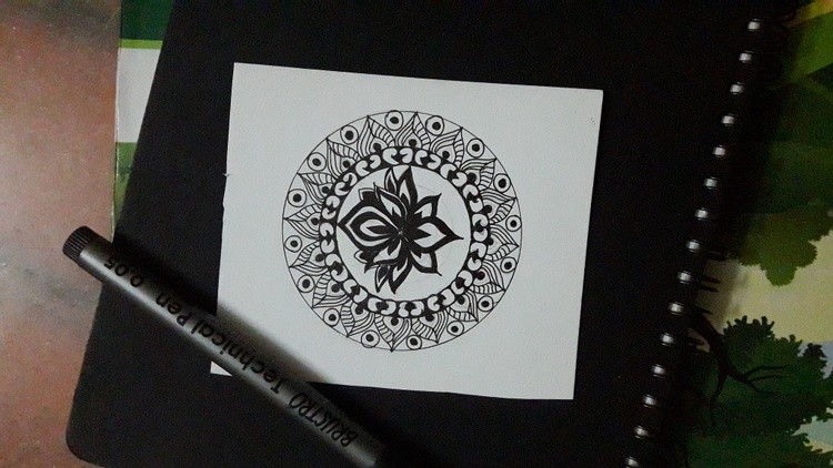 Mandala mono