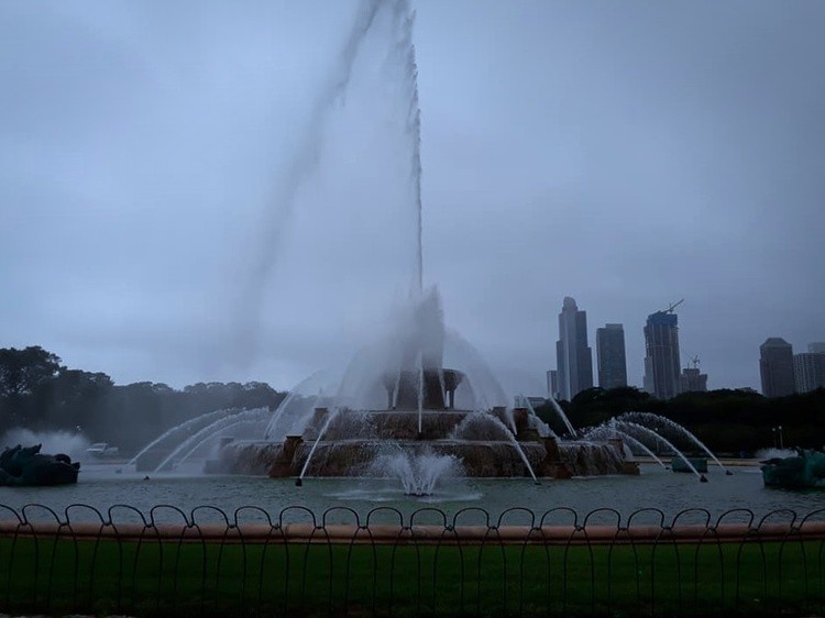 BUCKINGHAM FOUNTAIN, CHICAGO