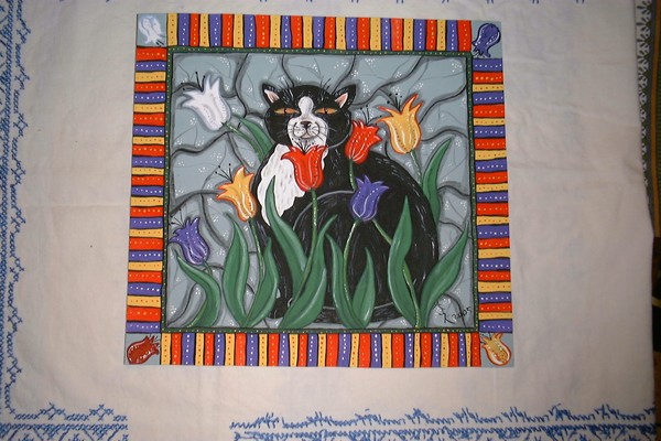 Cat/tulips