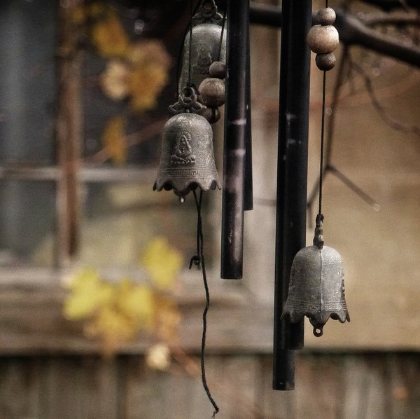 tubular bells. no wind