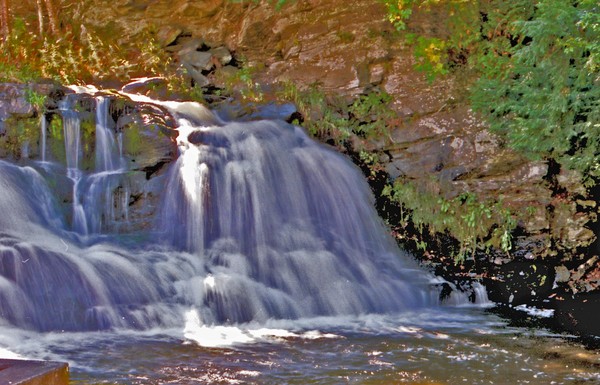 MICHIGAN WATERFALL