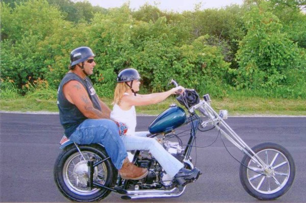RIDING BITCH