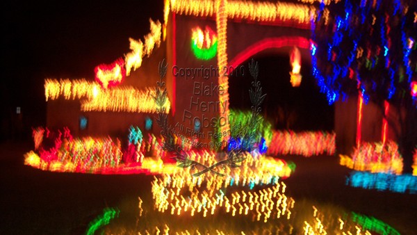 Night Photo Tarragonna Arch Christmas Lights