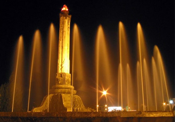 Tugu Muda Fountain