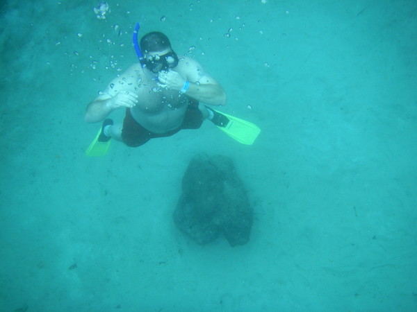 Bo Under Water