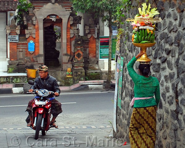Woman with Offering in Ubud