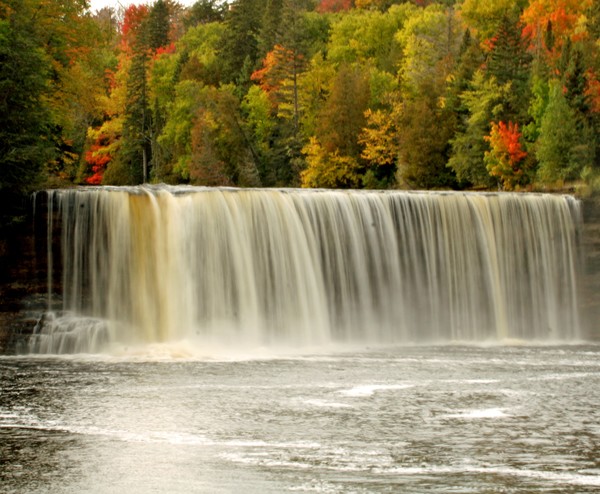 Upper Tahquamenon Falls