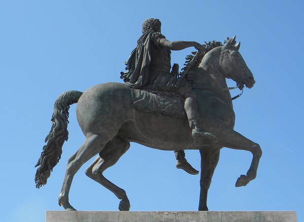 statue louis XIV place bellecour a lyon