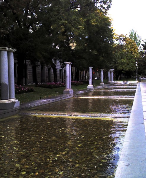 Madrid Soothing Side Walk