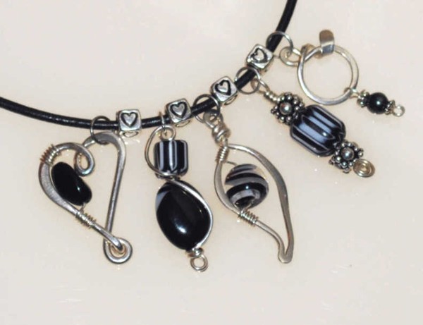 APPALOOSA - Black by Cats Eye Gems