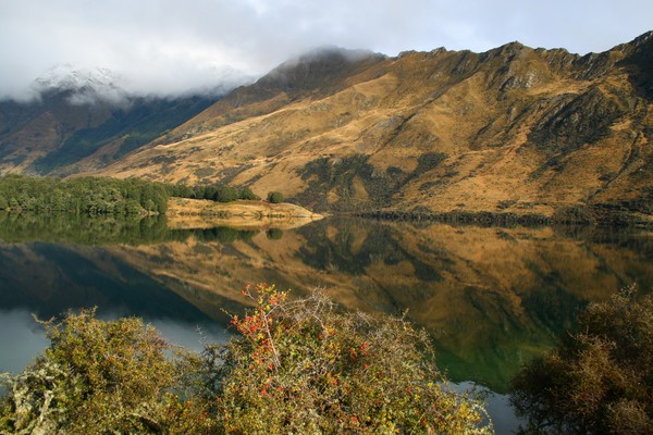 Moke Lake