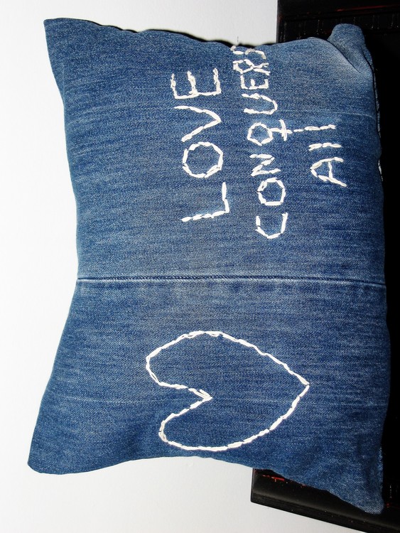 Love Conquers All Pilow