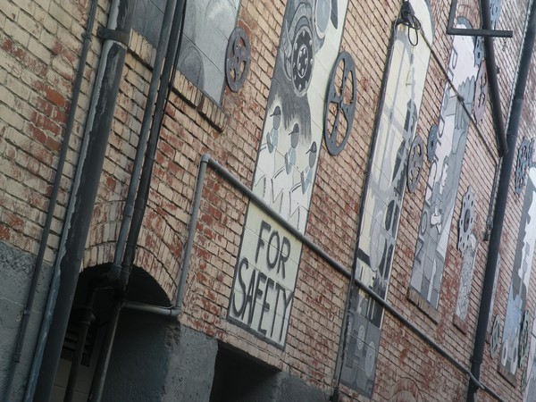 Trip down the Alley Way