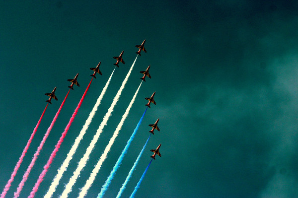 Red Arrows Half Diamond