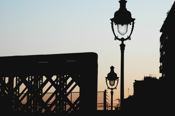 A blue night in Paris 