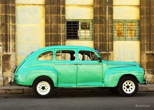 BELLEZA COCHE!