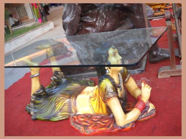 Woman Show Piece as Central table.