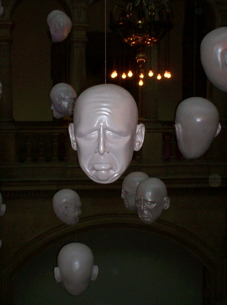 Hanging Heads @ Kelvingrove Gallery, Glasgow
